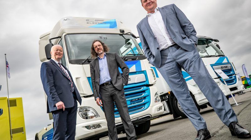 FSEW orders UK’s first electric tractor units from DAF Trucks