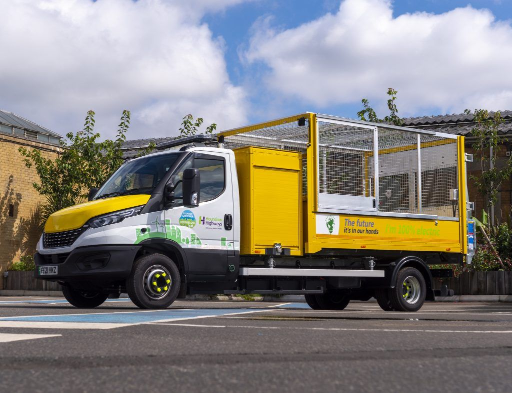 Ringway receives UK’s first zero emission 7.2t commercial vehicle