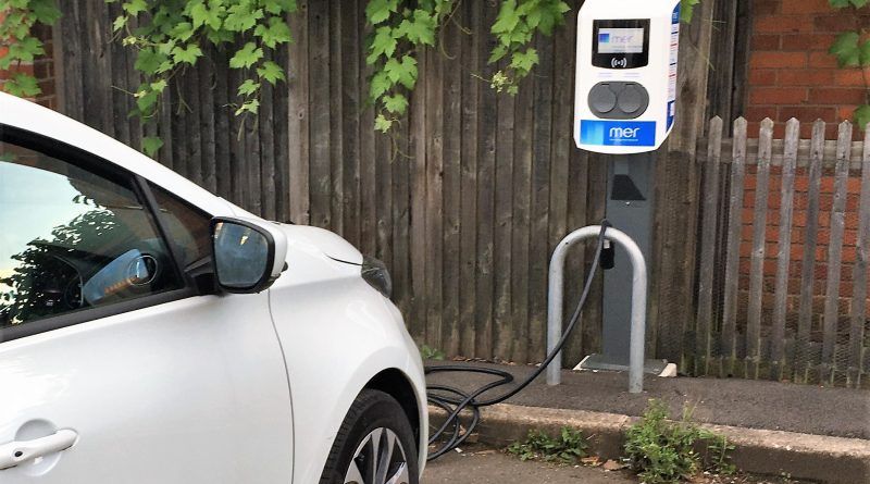 Paua 'plug and charge' solution to make EV charging effortless