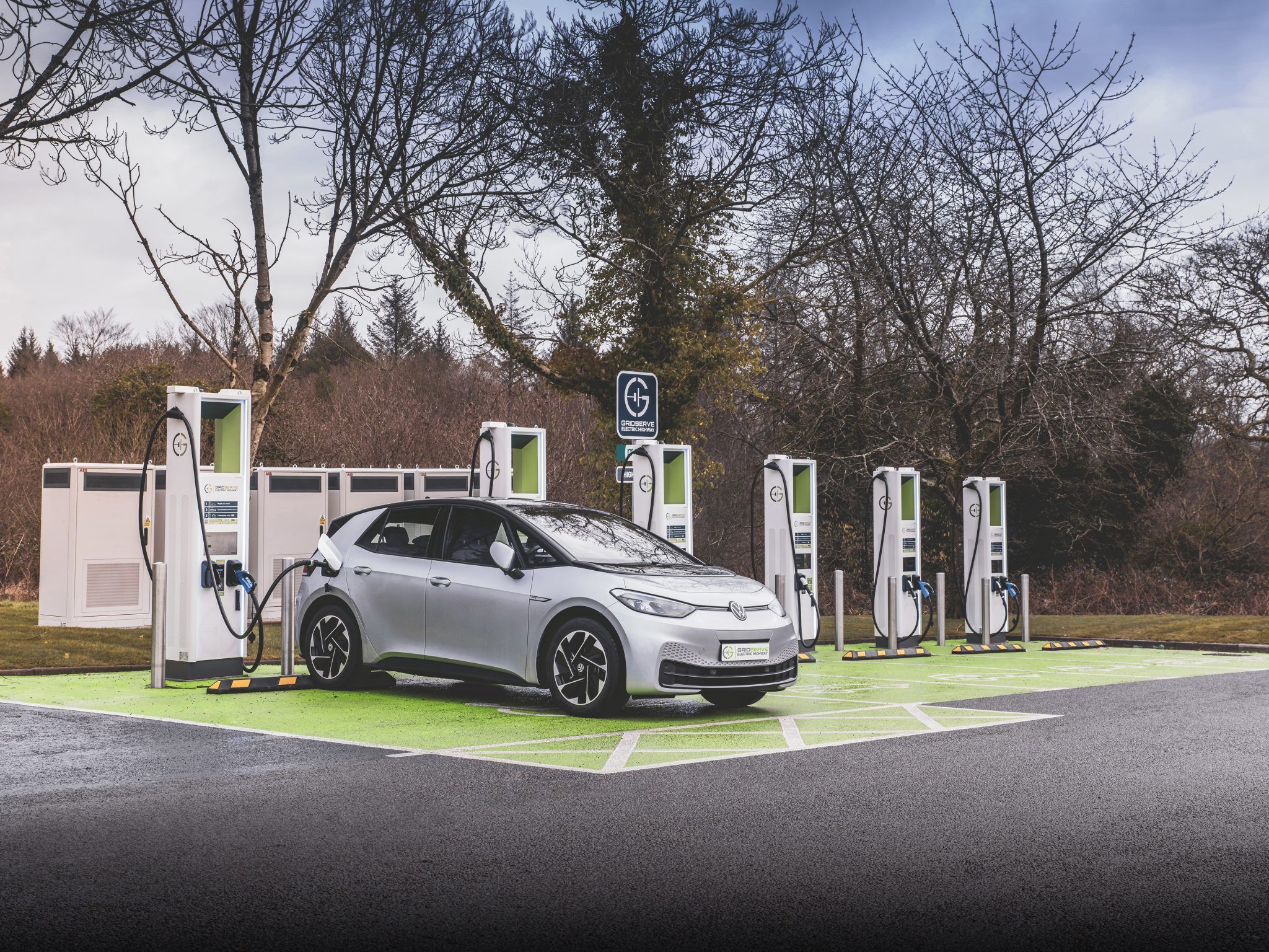 gridserve-opens-ev-charging-hub-in-wales-transport-energy