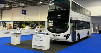 Equipmake showcases double decker bus repower technology at ITT Hub